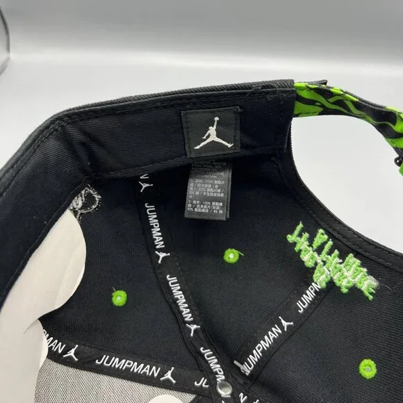 Air Jordan Hat Men Black Green Mad as a Mars Hare Jumpman Strap‎ Back Cap New